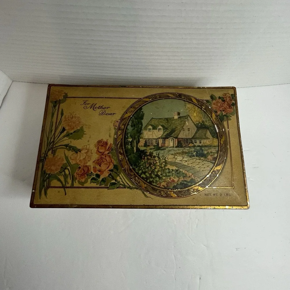 Art Nouveau Vassar Chocolates For Mother Dear Tin Canco VTG  Cottage Roses Metal